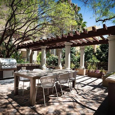 Woodland Hills Luxury Apt 2 Bed Ca Los Angeles Exterior foto